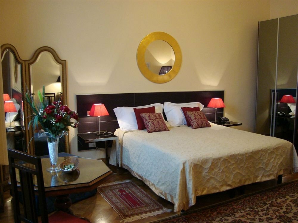 VIA della Scala Apartment