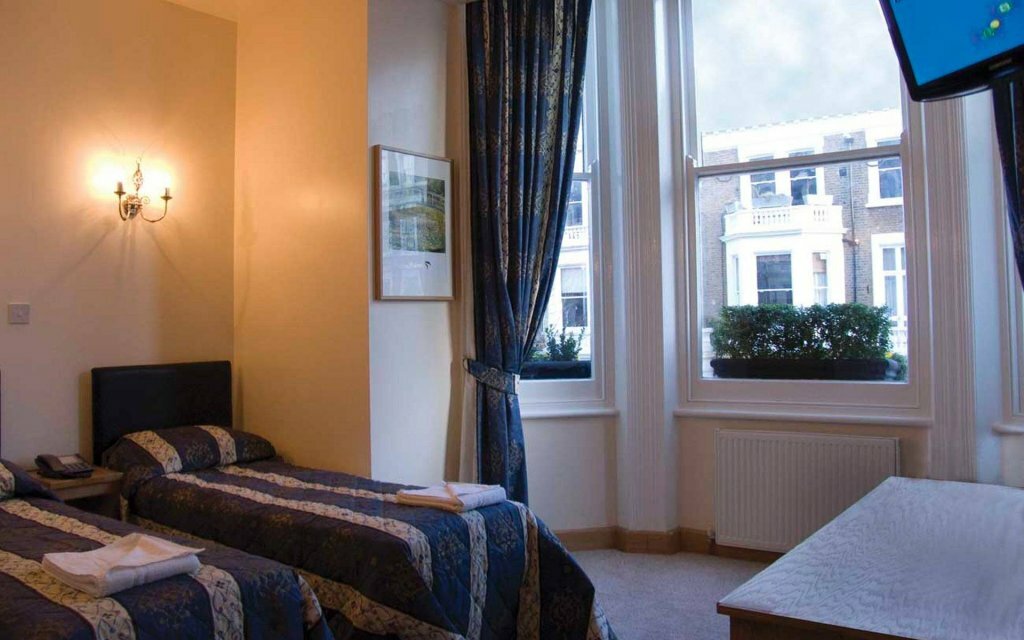 Oxford Hotel Earls Court