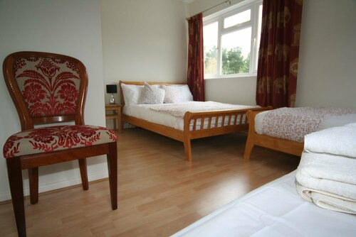 Binfield House, Book Hotel Newport Isle of Wight