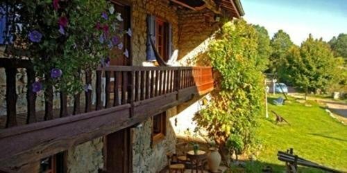 Il Fut Un Temps..., Rezervați Mini-hotel Saint-Marcel-dʼUrfé Paris