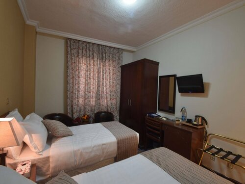 Dar Al-Naeem Hotel, Забронировать Отель Медина Эль-Мадина, рядом с Старая Чаршия