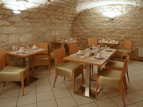 Hotel Touraine Opera, Забронировать Отель 9-й округ: Опера Париж, рядом с Chez Ma Cousine Cabaret
