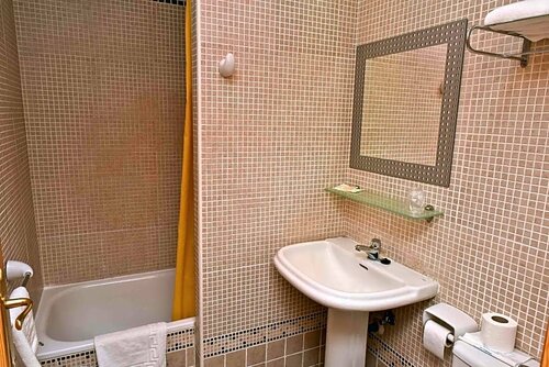 Hotel Adsubia, Забронировать Отель Отели в центре Дения, в центре