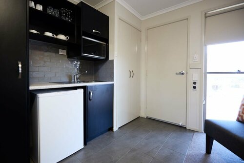 NRMA Bathurst Panorama Holiday Park, Забронировать Курортный отель Kelso Central West NSW