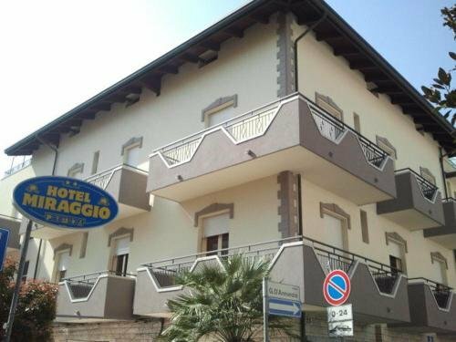 Albergo Villa Miraggio, Забронировать Вилла Коттеджи Римини, Коттедж