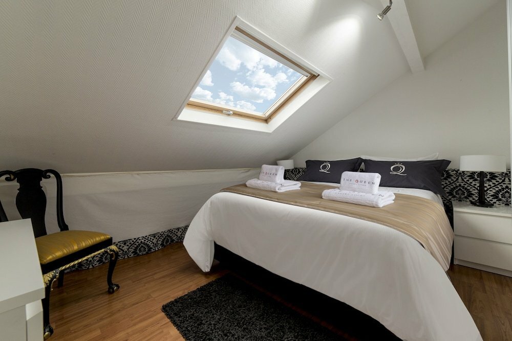 The Queen Luxury Serviced Apartments - Villa Carlotta