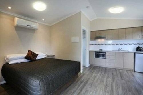 Discovery Holiday Parks - Kalgoorlie, Rezervasyon Tatil Köyü Kalgoorlie Batı Avustralya