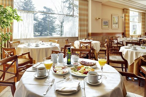 Hotel Blanca de Navarra, Забронировать Отель Памплона Наварра, рядом с Университетская больница