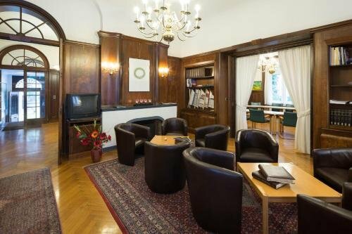 Tagungshaus Europische Akademie Berlin, Rezervasyon Otel Berlin otoparklı oteller, Otopark