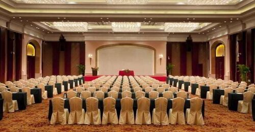Yourworld International Conference Center, Rezervați Hotel Hoteluri în Yiwu cu mic dejun, Mic dejun