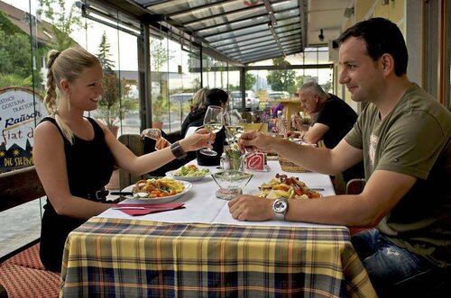 Alpen Adria Gasthof Rausch, Rezervovat Hotel Ledenitzen 