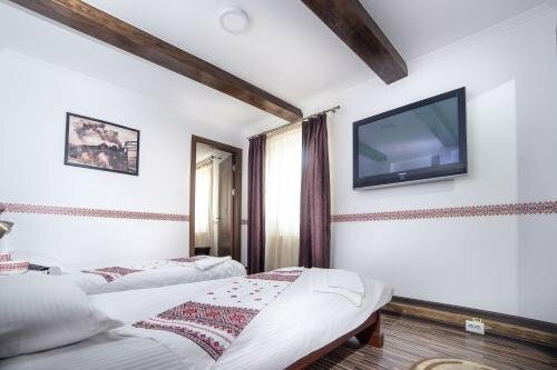 Casa Vatra Radauti, Prenota Hotel Hotel a 3 stelle a Suceava, 3*