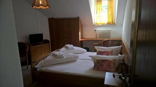 Hotel Monte Somma, Забронировать Отель Рюдесхайм-ам-Райн 