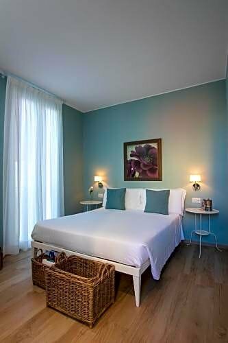 Blu Hotel, Забронировать Отель Отели Итальянской Ривьеры с бассейном, Бассейн