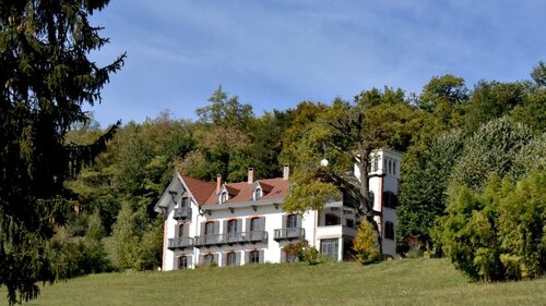 Le Domaine de Dony, Book Slot Hoteller i Rhône-Alps med parkering, Parkering