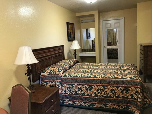 Hacienda Motel, Забронировать Мотель Эскондидо San Diego County, рядом с Palomar Medical Center Downtown