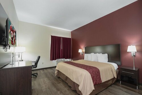 Red Roof Inn & Suites Jackson - Brandon, Забронировать Отель Брандон Миссисипи