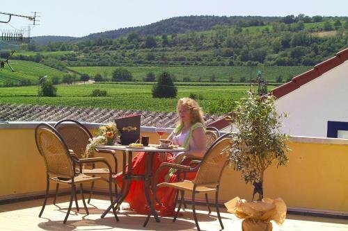 Cleo´s Hotel Kallstadt, Забронировать Отель Кальштадт Wine Route