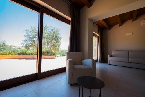 Domus Hyblaea Resort, Забронировать Отель Палаццоло-Акреиде Долина Ното