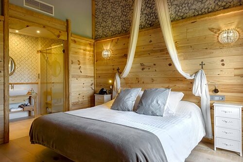 Hotel Viñas de Lárrede, Boek Hotel Sabiñánigo 