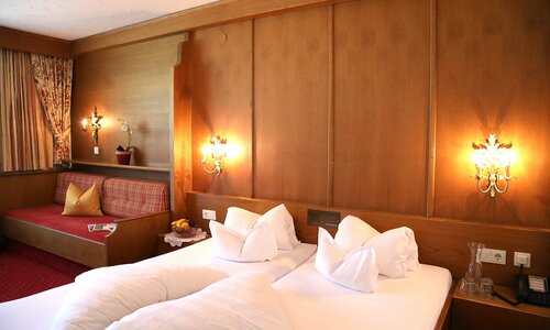 Hotel Almhof, Rezerwuj Hotel Hotele SPA w Tyrol, SPA