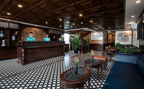 Dora Cruise, Varaa Hotelli Hotellit Quang Ninh pysäköinnillä, Pysäköinti