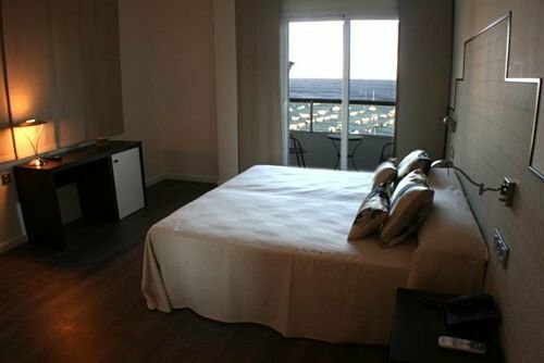 Hotel Embarcadero de Calahonda, Забронировать Отель Калаонда Коста-Тропикаль