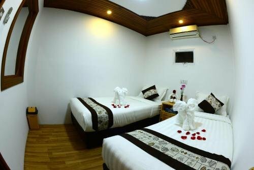 Backpacker Hostel - Adults Only