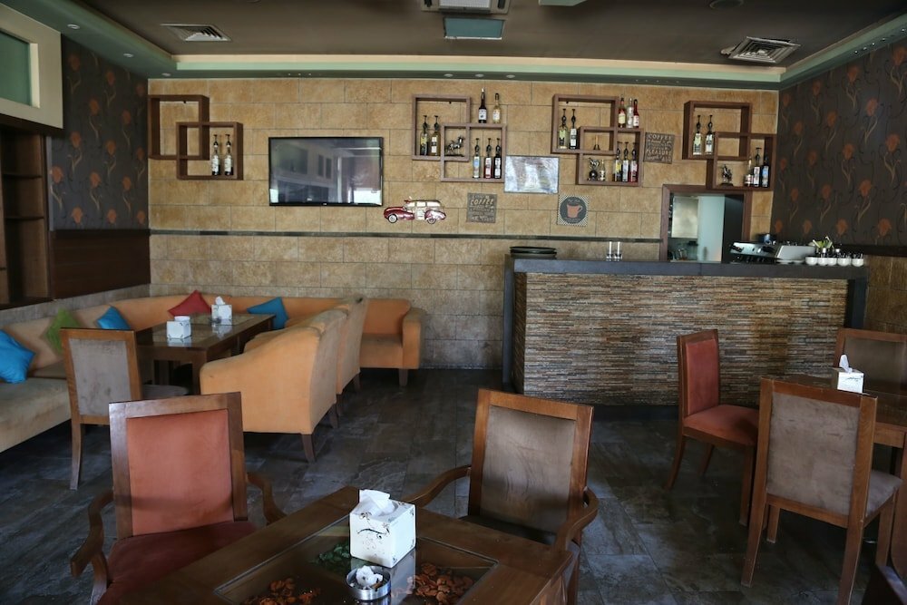 Rozana Hotel