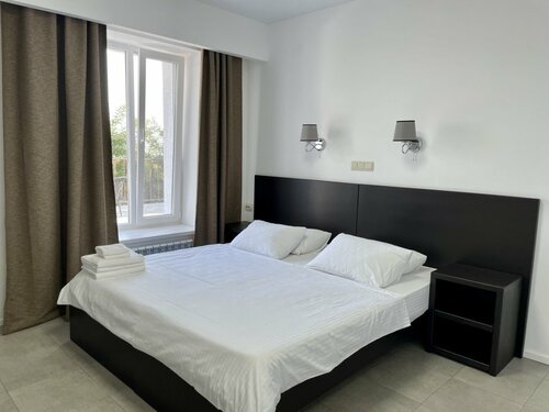 Vysota 13 Apartments, Đặt Căn hộ Khách sạn ở Crimea có chỗ đỗ xe, Bãi đậu xe