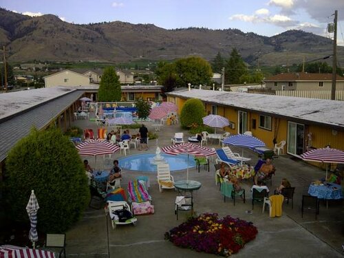 Sahara Courtyard Inn, Foglalás Mini-szálloda Osoyoos Okanagan-Similkameen
