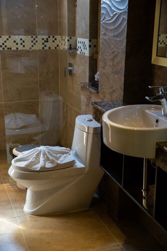 BAB ALHARA HOTEL, Забронировать Отель Бизнес-отели Патонг-Бич, рядом с Cтадион Бангла Бокс, 4* 5*