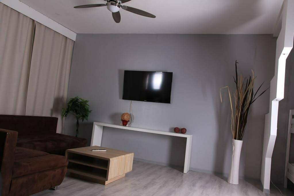 Caplex Apartments