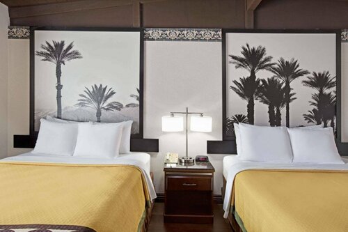 Super 8 by Wyndham Los Angeles-Culver City Area, Забронировать Отель Калвер Сити Лос-Анджелес