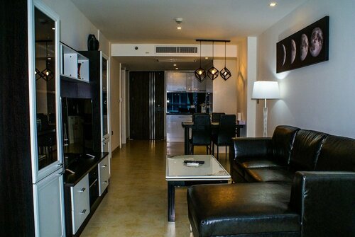 Centara Avenue Soi BuaKhao By Daisy Pattaya 2