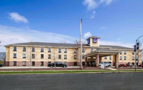 Sleep Inn & Suites Airport Milwaukee, Book Hotel Milwaukee Wisconsin