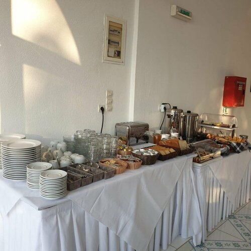 HOTEL ATHINA, Забронировать Отель Грикос Патмос