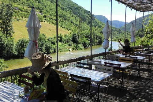 Hôtel Restaurant Le Parisien, Rezervasyon Otel Massegros Causses Gorges 