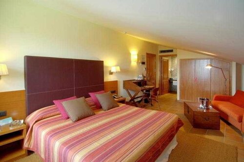 Hotel Masferran, Забронировать Отель Бизнес-отели Gironès, 4* 5*