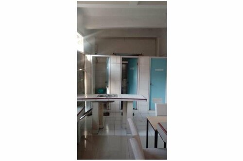 Charisma Homestay, Reservar Casa de hóspedes Hotéis no centro de Tenggilis Mejoyo, hotéis no centro de Tenggilis Mejoyo
