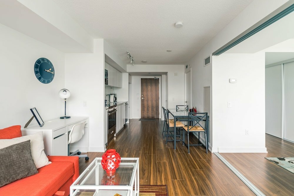 Simply Comfort. Amazing Downtown Apartments