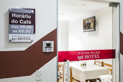 Avenida Palace Hotel, Забронировать Отель Недорогие отели Жоинвили, недорого