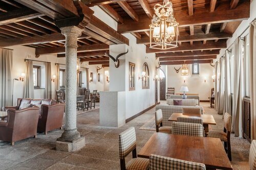 Parador de Gredos, Reservar Hotel Hotéis em Castela e Leão com pequeno-almoço, Café da manhã
