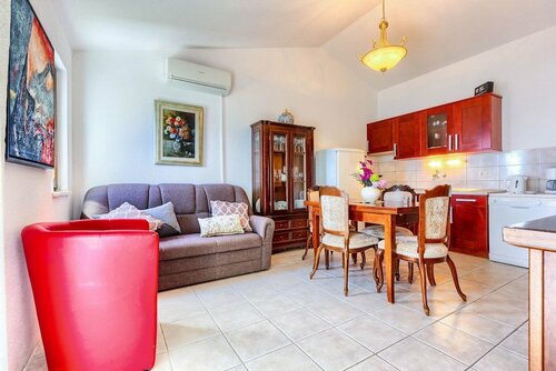 Apartments Lidija, Забронировать Апартаменты/квартира Рогозница Шибенско-Книнская жупания