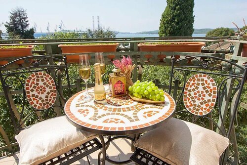 Villa Muenz Luxurious Residence, Забронировать Вилла Коттеджи Pula Riviera, Коттедж