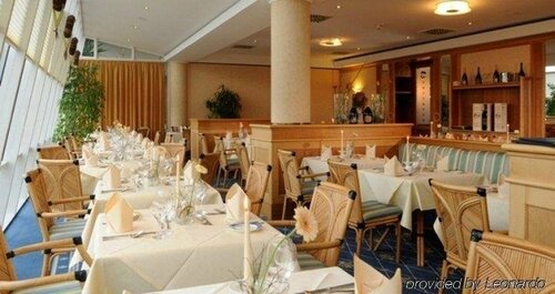 Parkhotel Weiskirchen, Забронировать Отель Вайскирхен 