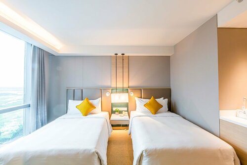 Zealax Hotel & Residence, Book Hotel Yangon hoteller med pool, Swimmingpool