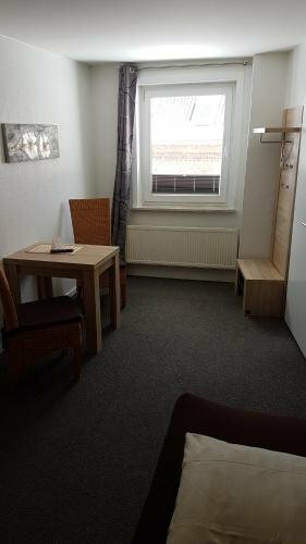 Hotel Deutsches Haus Francop, Забронировать Отель Гамбург Ганзейский город Гамбург