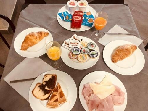 Hotel Letizia, Забронировать Отель Отели Фоллоника 3 звезды, 3*