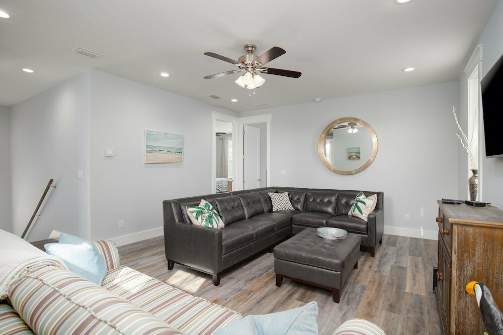 601 Lyndell Ln Pier Relaxation - Five Bedroom House